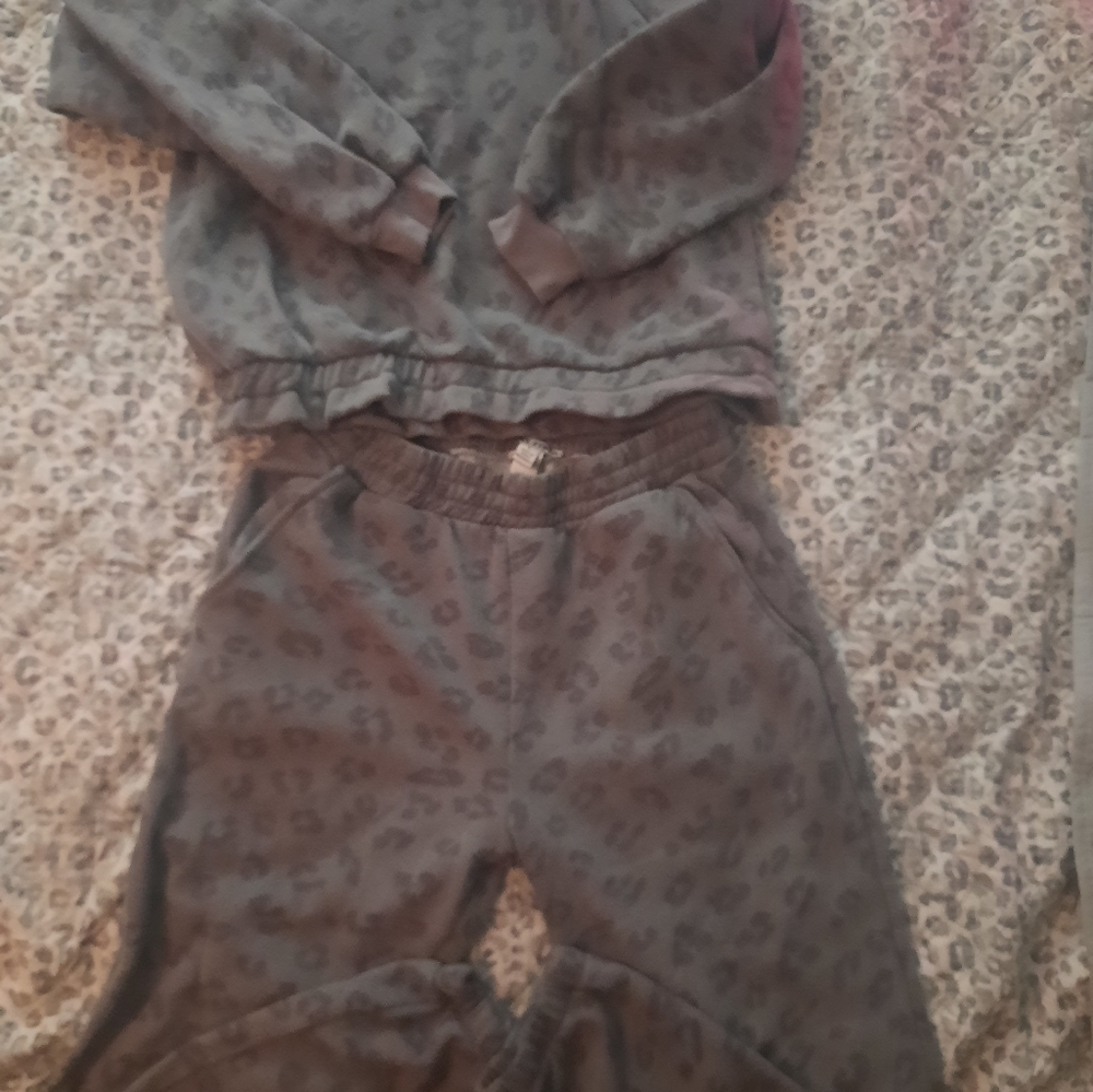 2 piece leopard sweat suit.